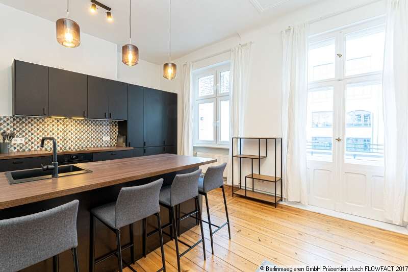 Thumbnail-Well-maintained 2-room apartment with balcony directly next to the park