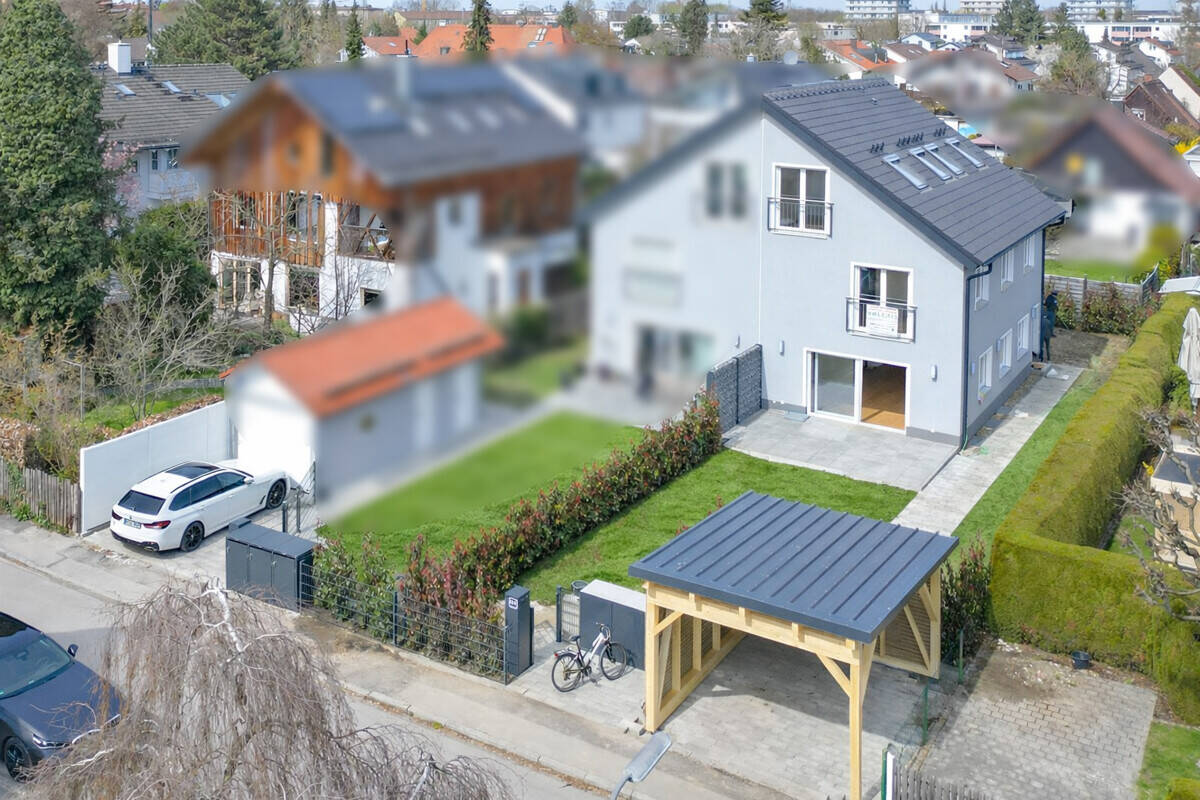 Thumbnail-AM HART: Modernes Wohnglück im Münchener Norden: Neubau-Doppelhaushälfte zum Erstbezug mit Südgarten