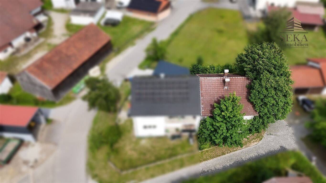 Thumbnail-Doppelhaushälfte mit Sanierungsbedarf - ideal für Handwerker mit Vision