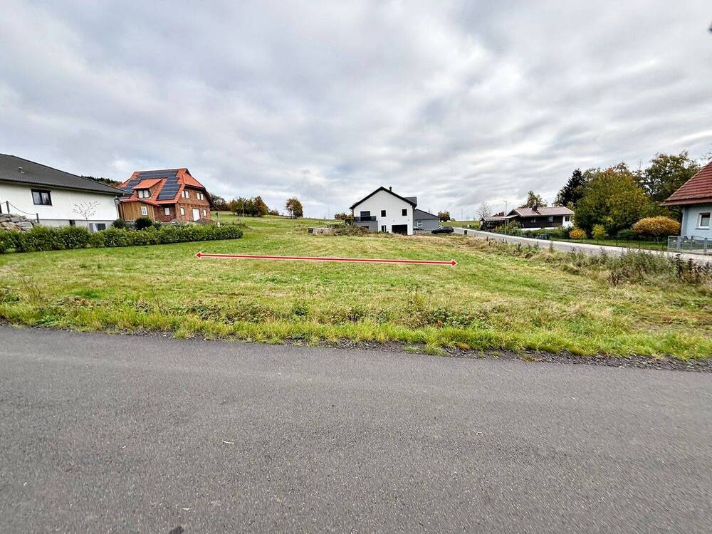 Thumbnail-RESERVIERT *Großzügiges Eckgrundstück im Neubaugebiet