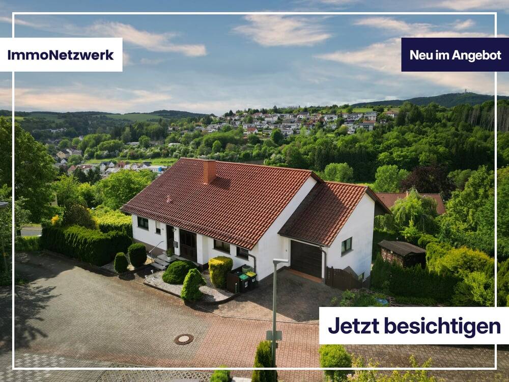 Thumbnail-Großzügiges Einfamilienhaus in Marpingen mit Einliegeroption, Garage und Garten und Panoramaaussicht