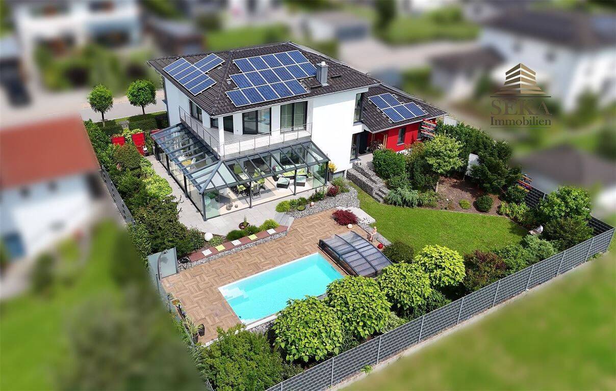 Thumbnail-Ein Paradies im Grünen - stilvolles Haus mit Pool und Weitblick - Beste Verbindung von Natur, Ruhe und Stadtnähe