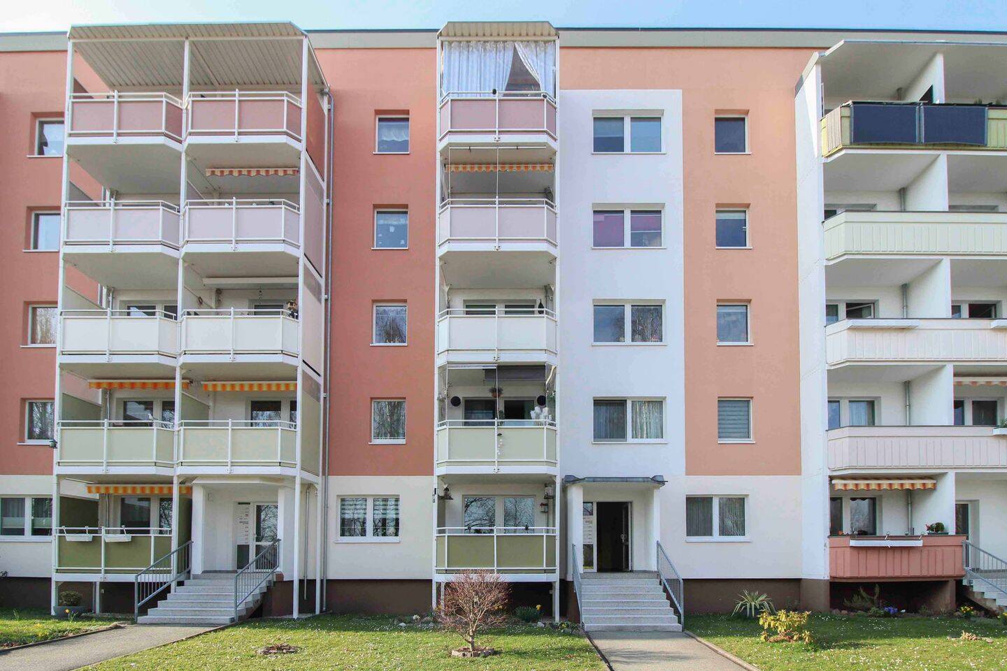 Thumbnail-Großzügige 3-Zimmer-Wohnung 76m² mit Balkon und zwei Bädern im 1.Obergeschoss