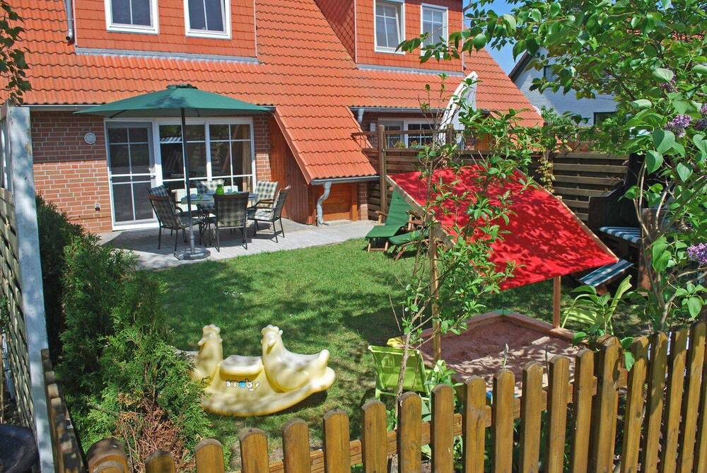 Garten mit Terrasse