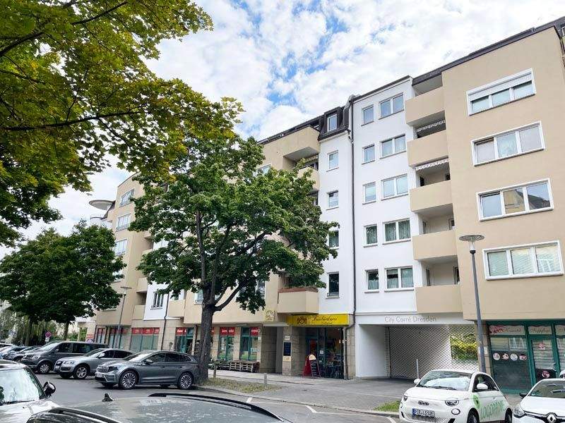 Thumbnail-BALKON, WOHNKÜCHE, EINBAUSCHRANK IM FLUR, PARKETT, LIFT, TIEFGARAGENPLATZ IM HAUS MGL. ( 01309 STRIESEN KRENKELTRASSE )