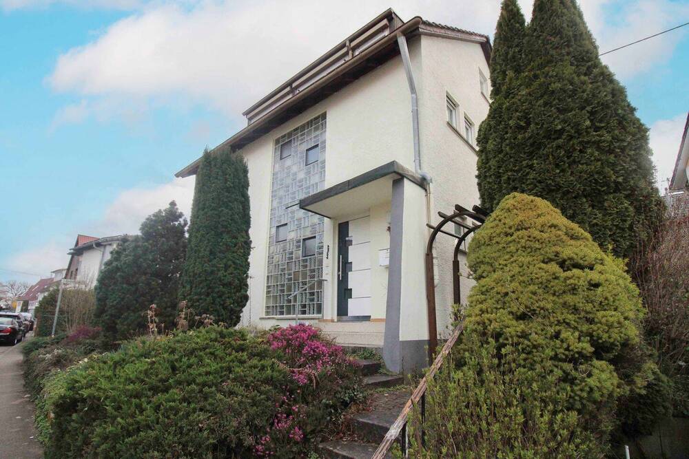 Thumbnail-Hier beginnt Ihr neues Kapitel in Top-Lage: Einfamilienhaus mit Garten und Raum für Ihre Wohnträume