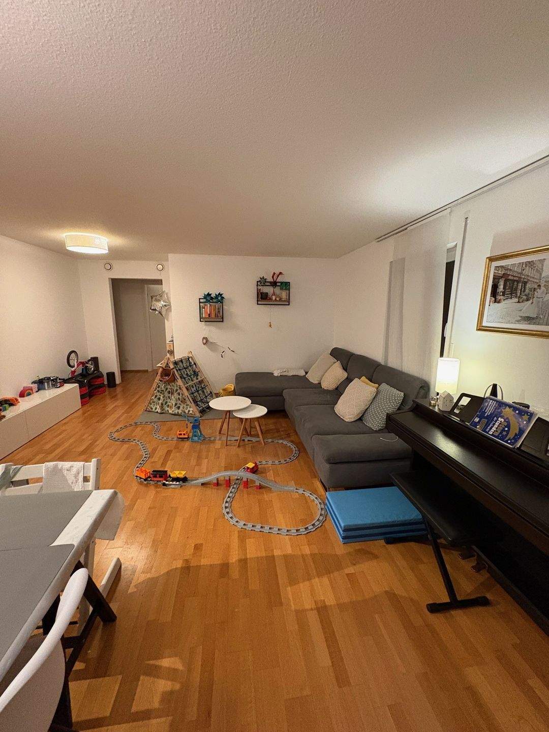 Thumbnail-JUNGE und GROßZÜGIGE 3-Zimmer-Whg. - Nahe Pegnitzgrund und