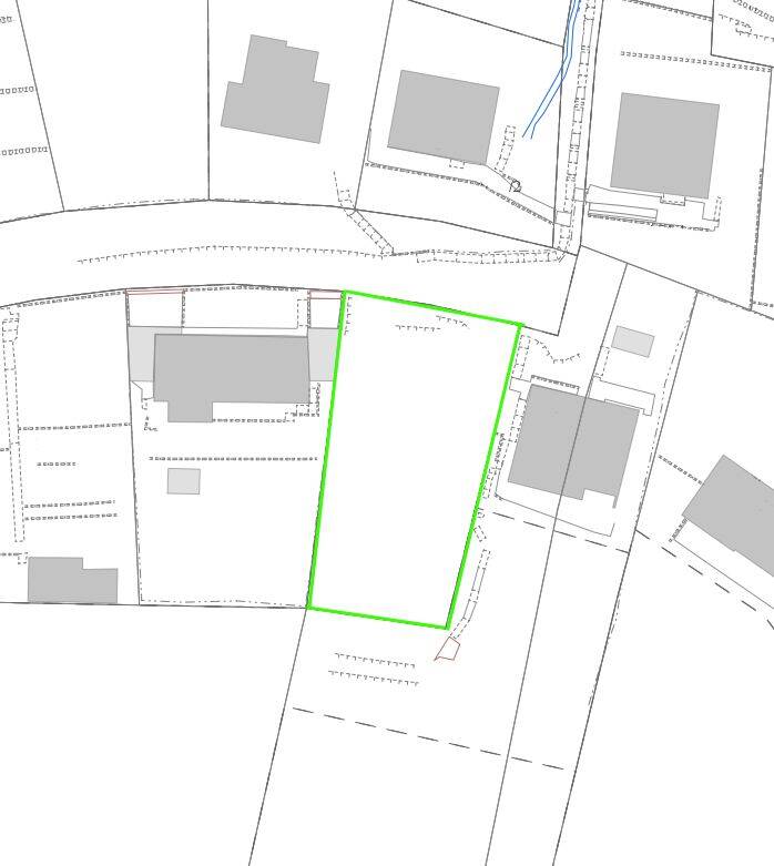 Thumbnail-Großzügiges Baugrundstück mit Baugenehmigung für Wohnhaus mit 3 Einheiten