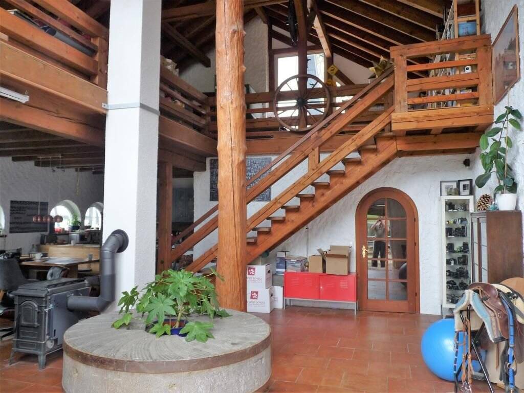 Thumbnail-IMMOBILIEN LONNY** Historisches Anwesen mit Pferdehaltung