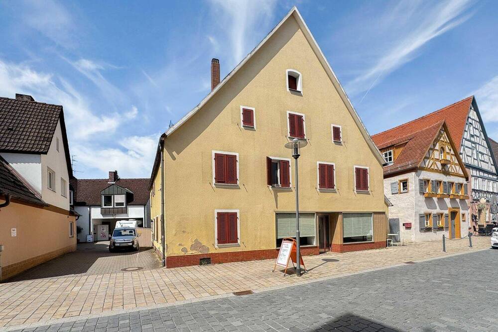Thumbnail-Historisches Wohn- & Geschäftshaus im Herzen von Hilpoltstein