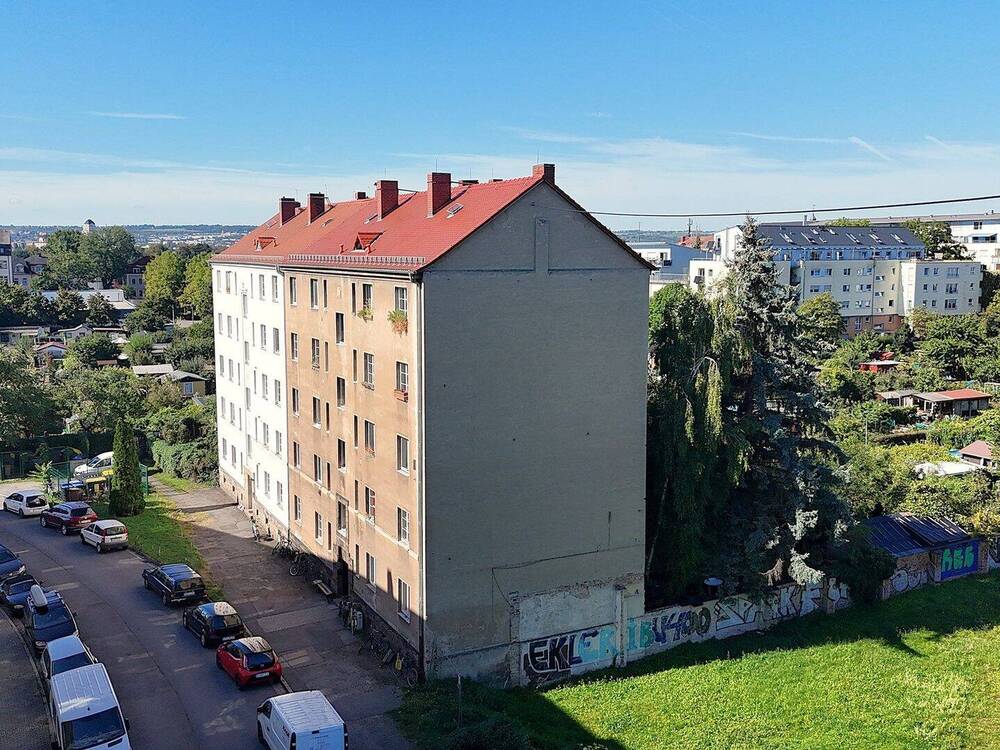 Thumbnail-Mehrfamilienhaus mit Entwicklungspotenzial - attraktives Investment in Dresden-Pieschen