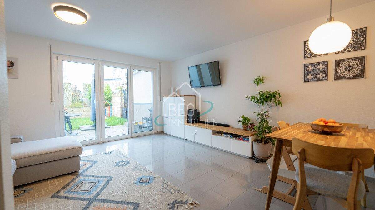 Thumbnail-Familienfreundliches Reihenmittelhaus mit Traumgarten und Dachterrasse