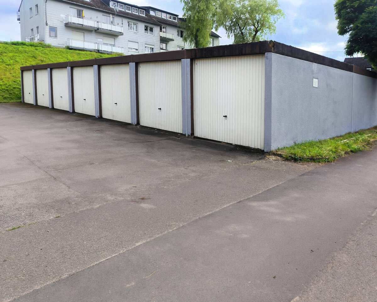Thumbnail-Eine Garage in Hermeskeil zu erwerben - Solide Investition zur Eigennutzung oder Weitervermietung!