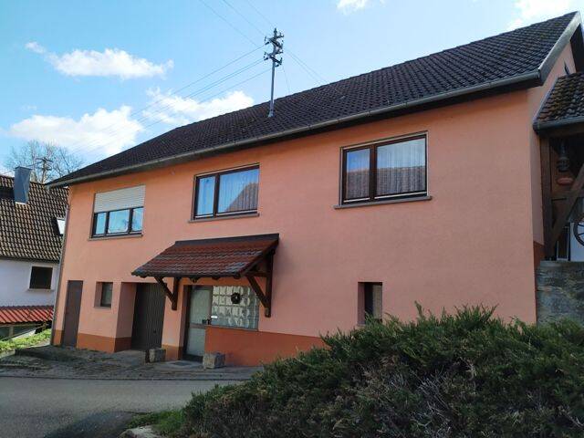 Thumbnail-Einfamilienwohnhaus mit 2 Garagen und großem Grundstück in Rüsselhausen