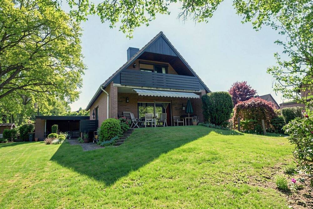 Thumbnail-Natur pur: Einfamilienhaus mit großem Garten in ruhiger Lage von Witzeeze!