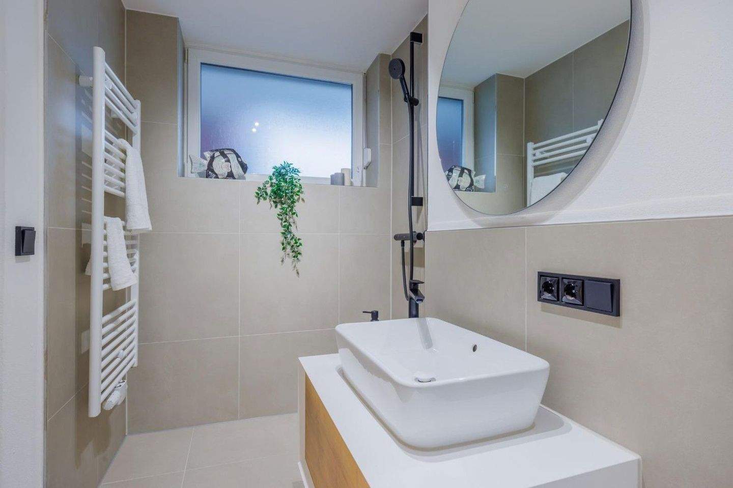 Thumbnail-KfW gefördert! Investieren oder selbst wohnen - kernsanierte 3-Zimmer Wohnung Ingolstadt Haunwöhr