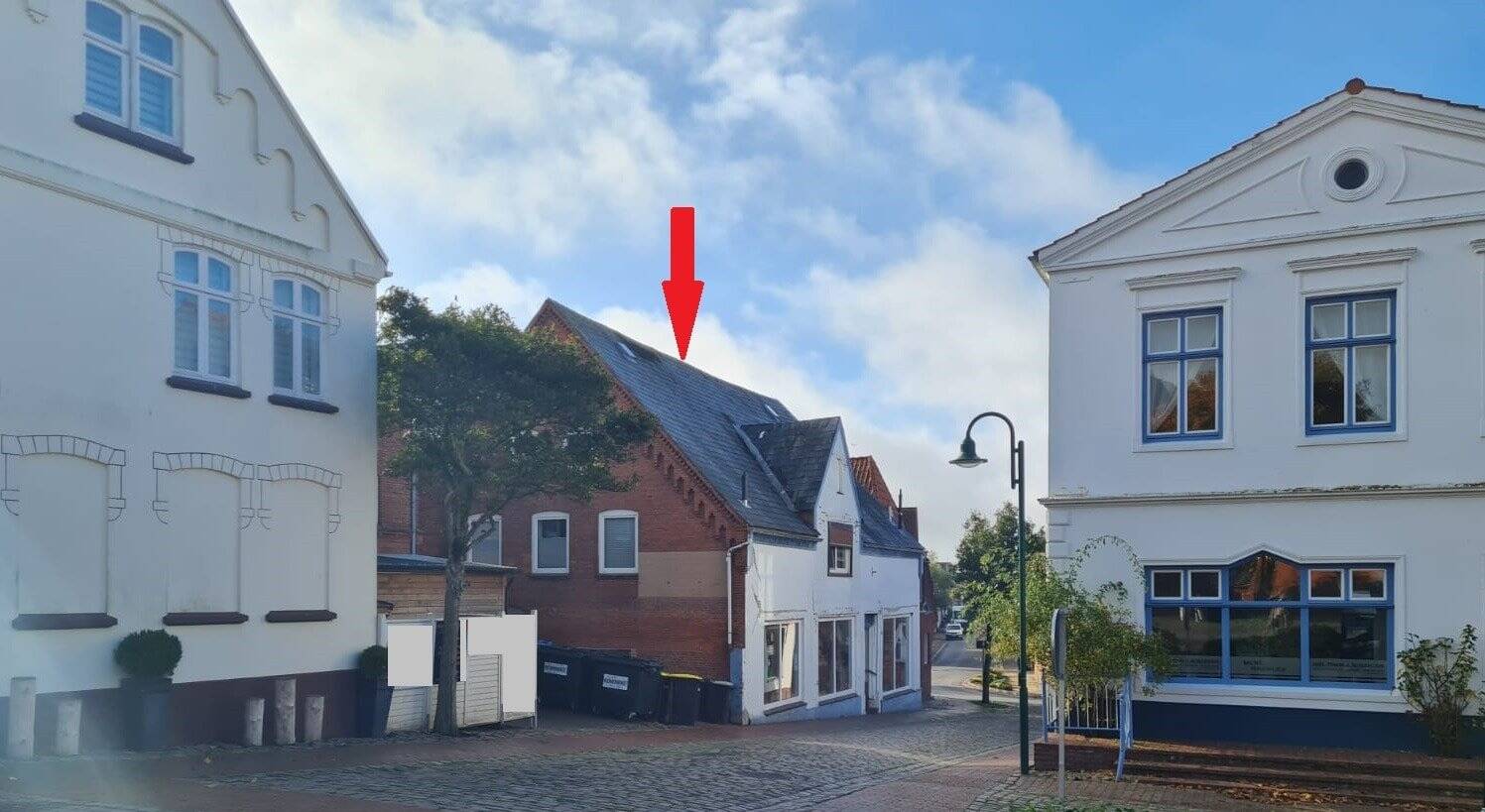 Thumbnail-Wohn- und Geschäftshaus nahe der Kirche