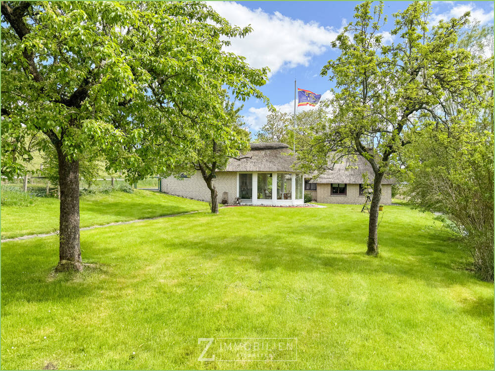 Thumbnail-Wo der Wind Geschichten erzählt - Reetdachhaus im beliebten Wasserkoog