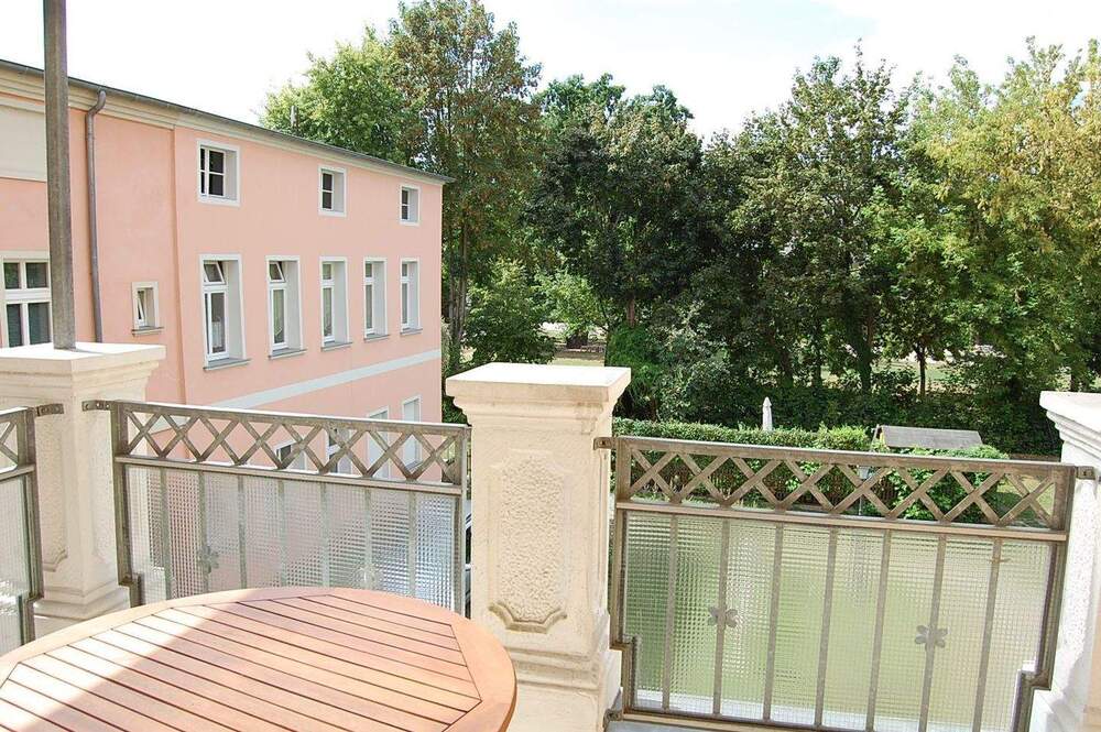 Thumbnail-1a-wohnen am Dom, 4-Zi., 1. OG, terrassenartiger Balkon, 2 Bäder, Wohnkü., Hofparkpl., Sonne rund um die Uhr