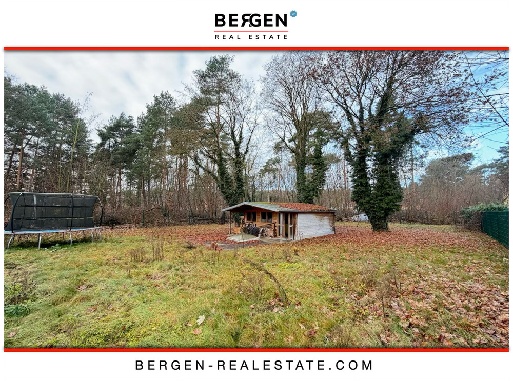 Thumbnail-Rückzugsort im Grünen: Baugrundstück mit genehmigter Perspektive - 905 qm Baugrund
