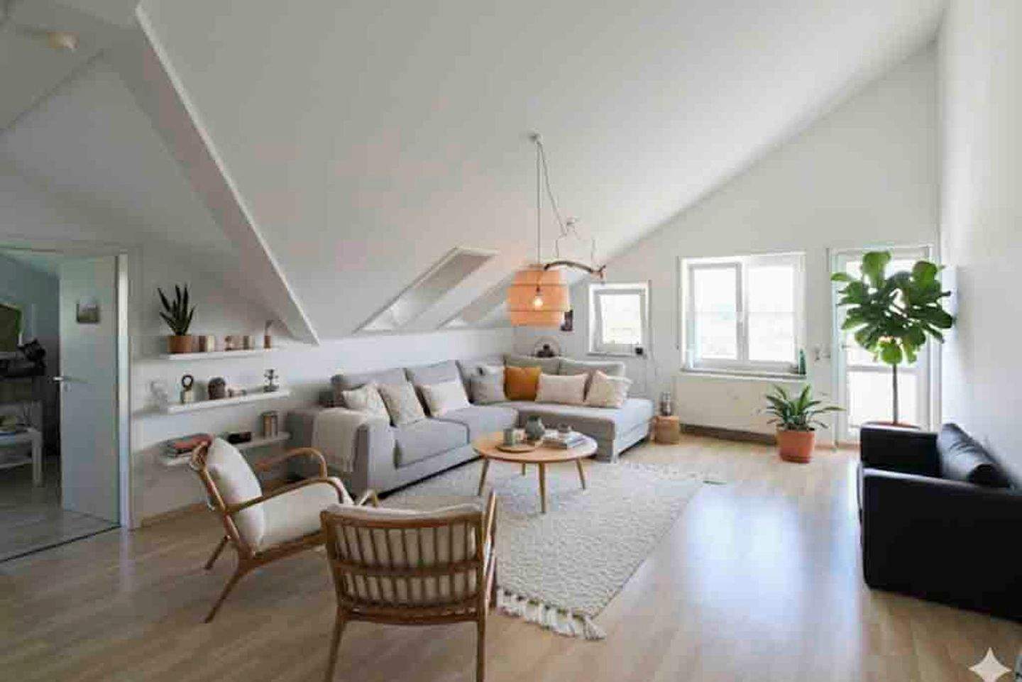 Thumbnail-Top-Aussichtslage: 3-Zimmer-Wohnung mit Balkon, Aufzug, Tiefgarage & Stellplatz