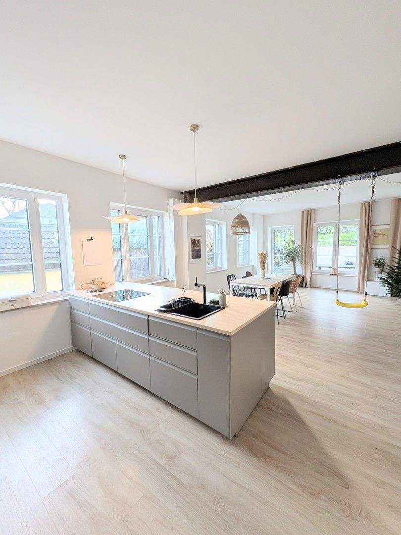 Thumbnail-Exklusive Familienoase in naturnaher Lage - neuwertiges Wohnen auf höchstem Niveau