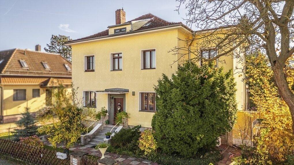 Thumbnail-Ein Zuhause für Generationen - Großzügiges Zweifamilienhaus mit Einliegerwohnung