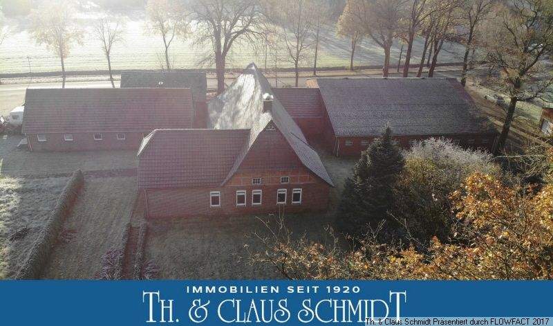 Thumbnail-Hofstelle mit umfangreichen Nebenflächen und rd. 4 Hektar Land am Haus nahe Oldenburg