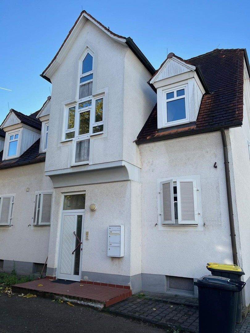 Thumbnail-Zweifamilienhaus in 64521 Groß-Gerau Wallerstäden mit Garten