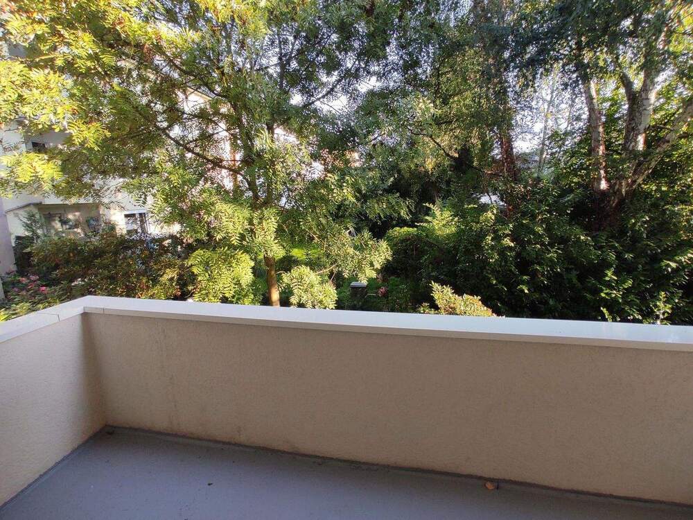 Thumbnail-300 Meter Uniklinik|Grugapark|RÜ: Frisch renovierter chicer Altbau 1.OG mit Balkon - PROVISIONSFREI