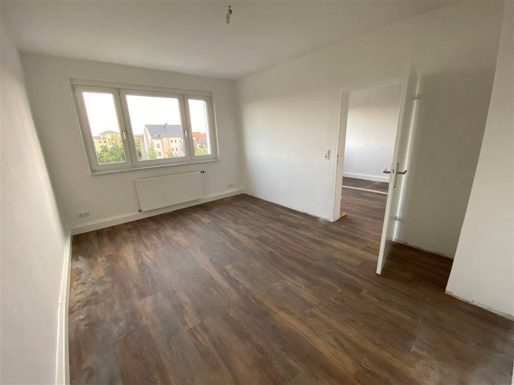 geräumiges Schlafzimmer
