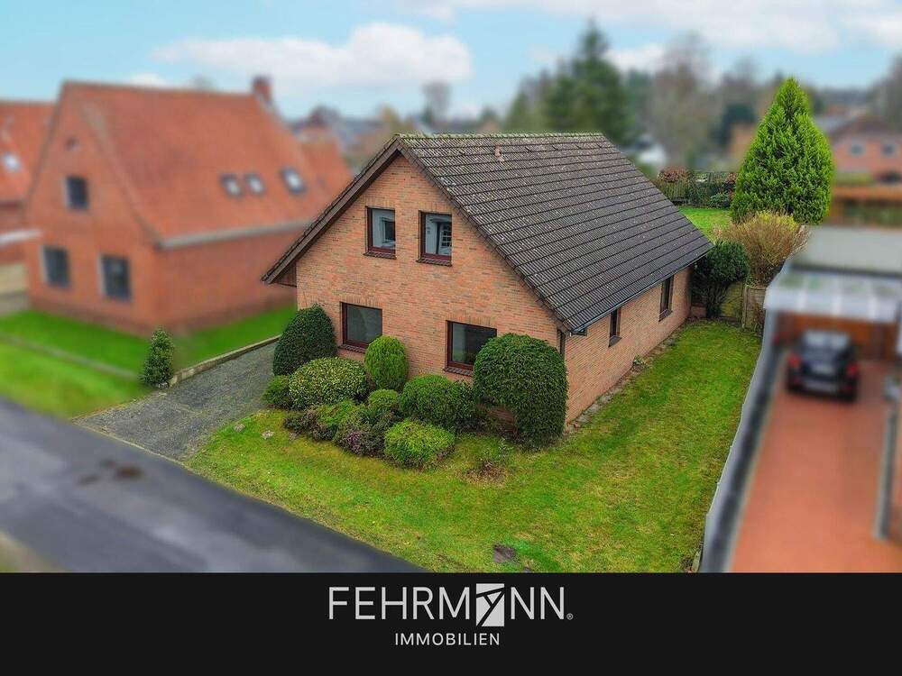 Thumbnail-Einfamilienhaus mit Garage und großem Grundstück in Schüttorf