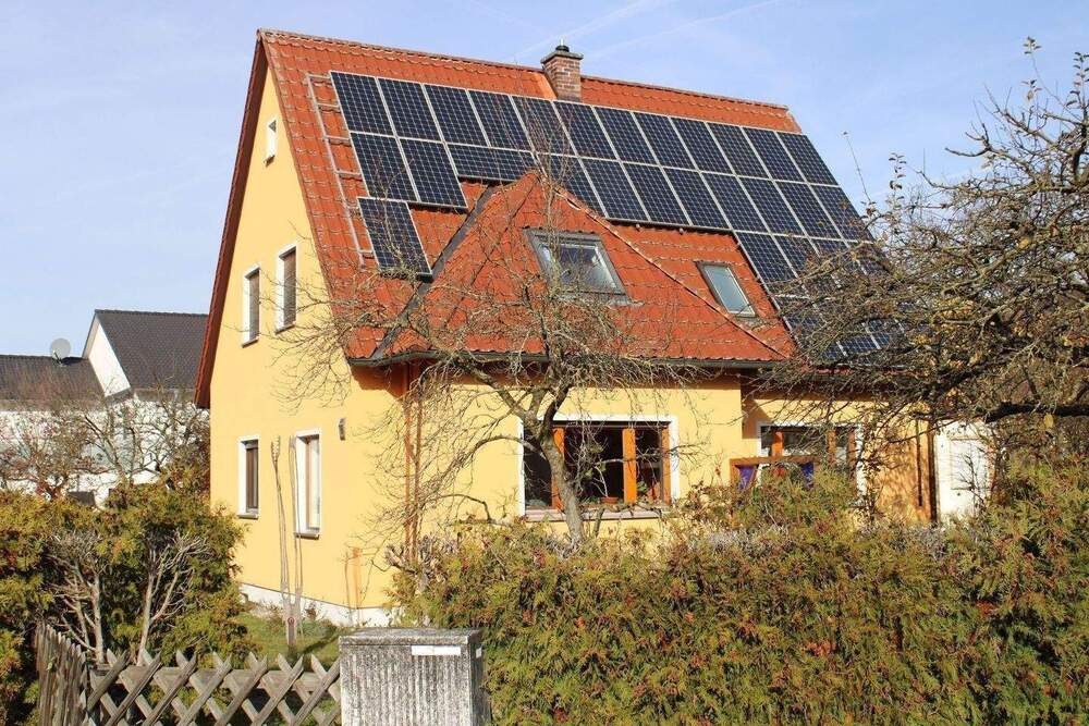 Thumbnail-!! ERLANGEN - großzügiges freistehendes Einfamilienhaus in guter Lage !!