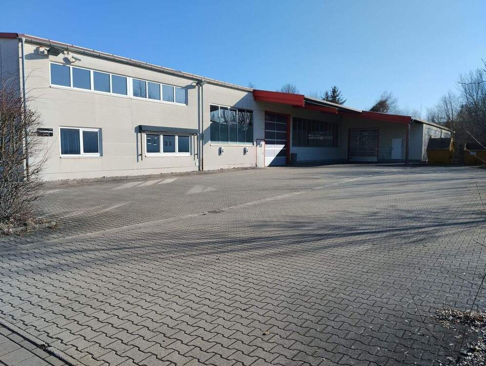 Thumbnail-Ingolstadt-Gewerbegebiet Nähe Manchinger Straße: Halle mit Büro- und Freiflächen!