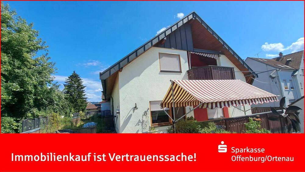 Freisitz mit Grünfläche