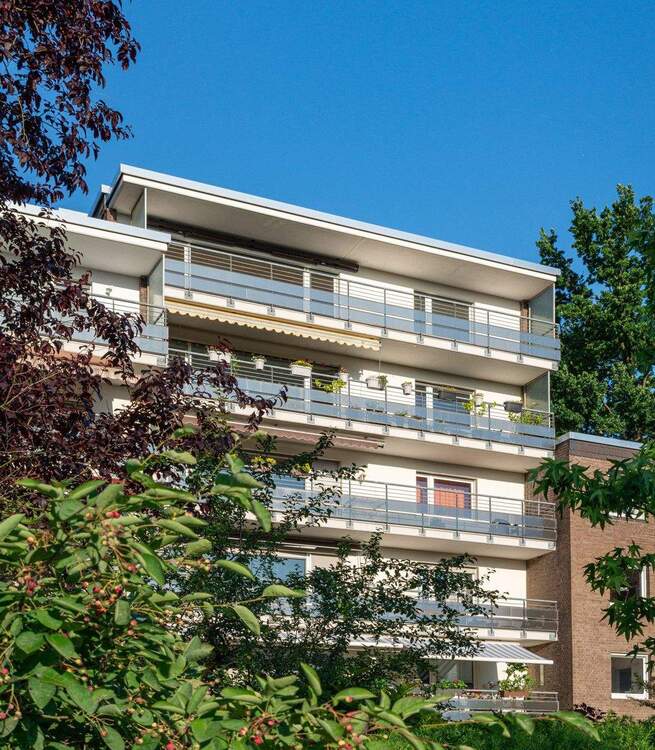 Thumbnail-Über den Dächern von Unterbach: Große Dachgeschosswohnung mit 2 Balkonen ab sofort verfügbar