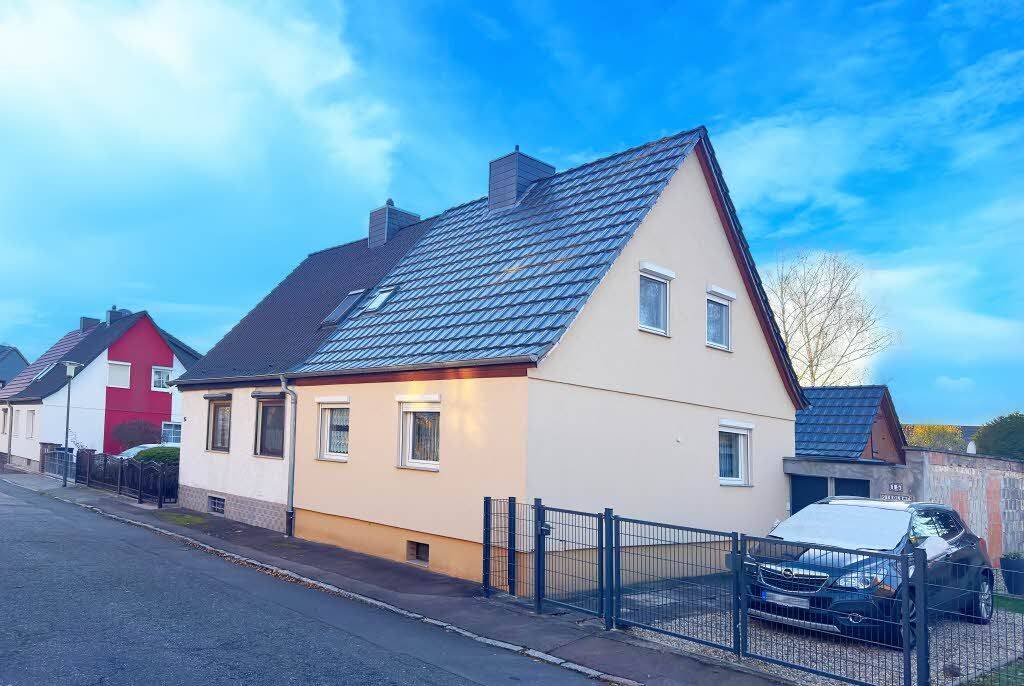 Thumbnail-Halle-Nietleben: Kleines saniertes Haus mit Anbaureserve, großes Gartengrundstück