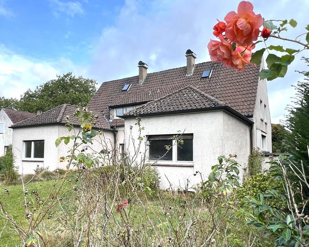 Thumbnail-Ruhig und familienfreundlich wohnen: DHH mit großem Garten in Dortmund-Brackel (Sanierungsbedürftig)