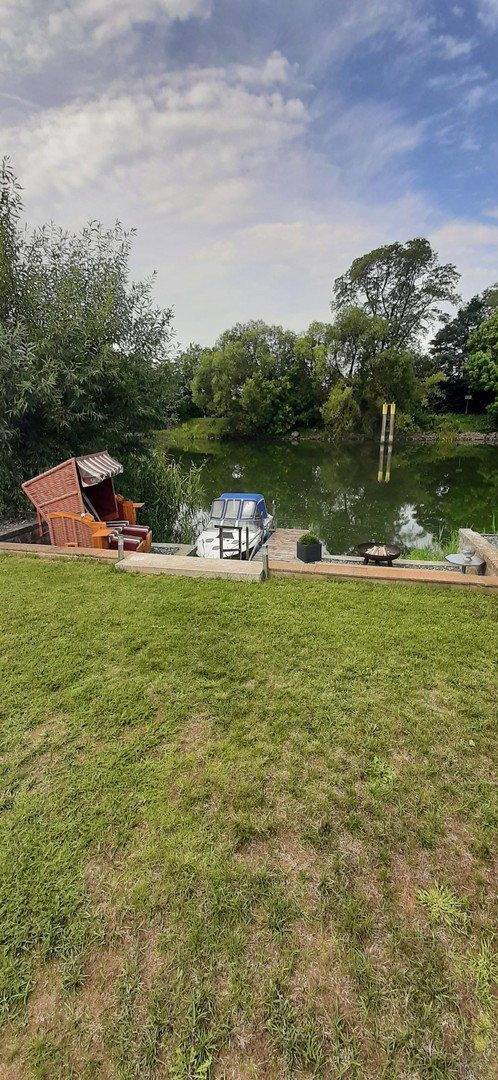 Thumbnail-Einfamilienhaus auf Wassergrundstück