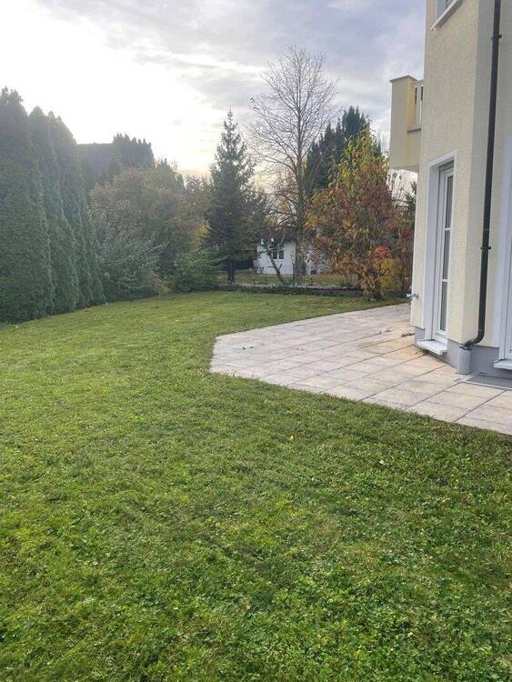 Thumbnail-R E S E R V I E R T- Schöne, sonnige sehr ruhige Gartenwohnung mit großem Garten