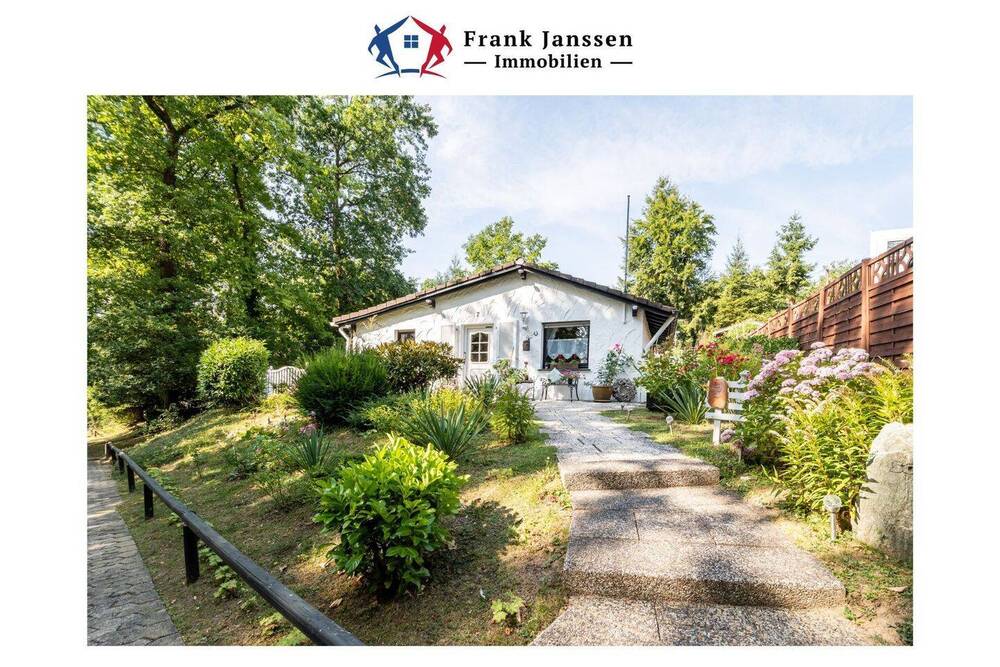 Thumbnail-Freistehender Bungalow im Erholungsgebiet Lissendorf - Heizung aus 2023 - Festwohnsitz - Garten