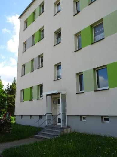 Thumbnail-Saniert und neu möbliert - hübsche 3-Zimmer-Eigentumswohnung im Hochparterre in Hohenleuben zu verkaufen