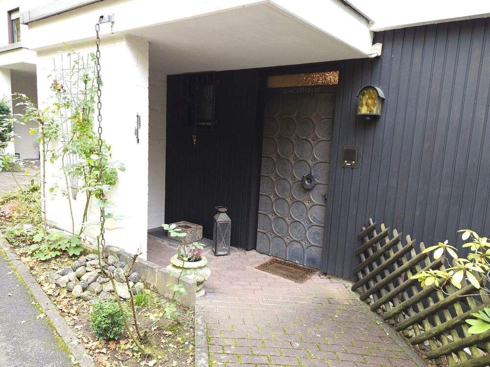 Thumbnail-Reihenendhaus mit Doppelgarage in ruhiger Wohnlage zu verkaufen