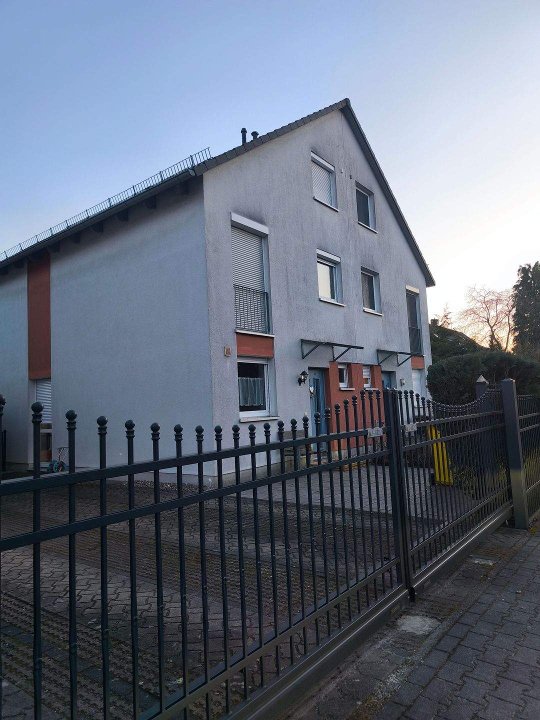 Thumbnail-schicke möblierte Doppelhaushälfte