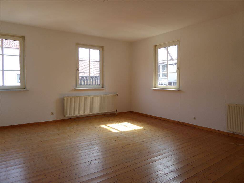 Thumbnail-Nieheim - 3 Zimmer Wohnung