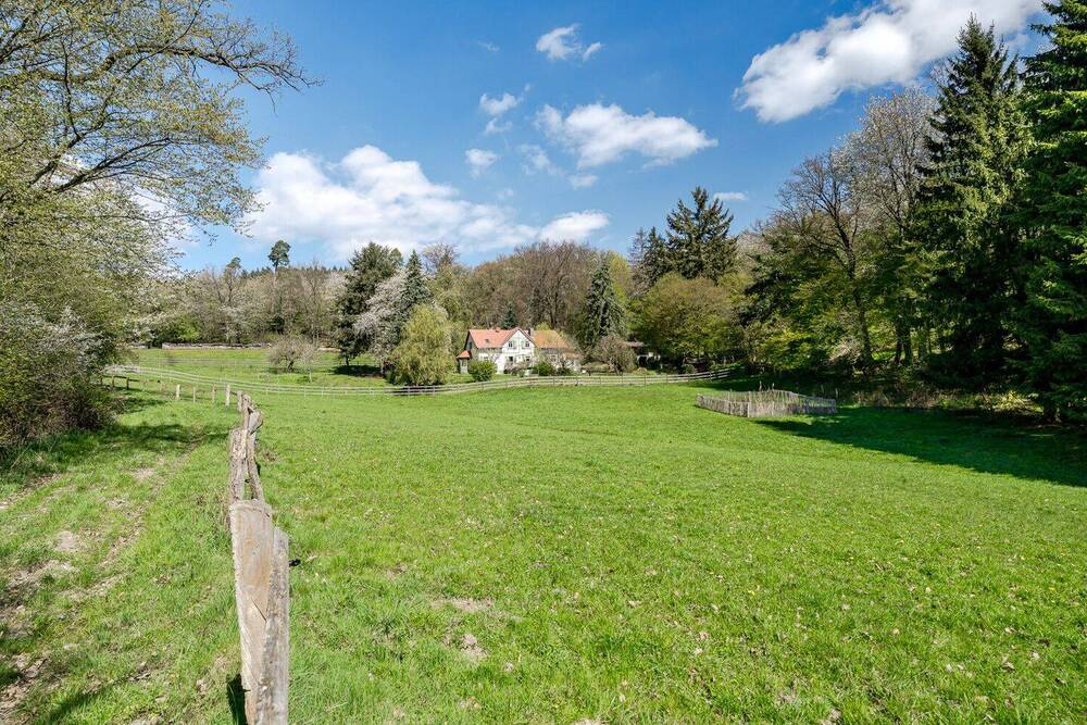 Thumbnail-Landhaus in Alleinlage im Taunus - Tierhaltung möglich, sep. Gästehaus, nur 40 Min. bis Frankfurt