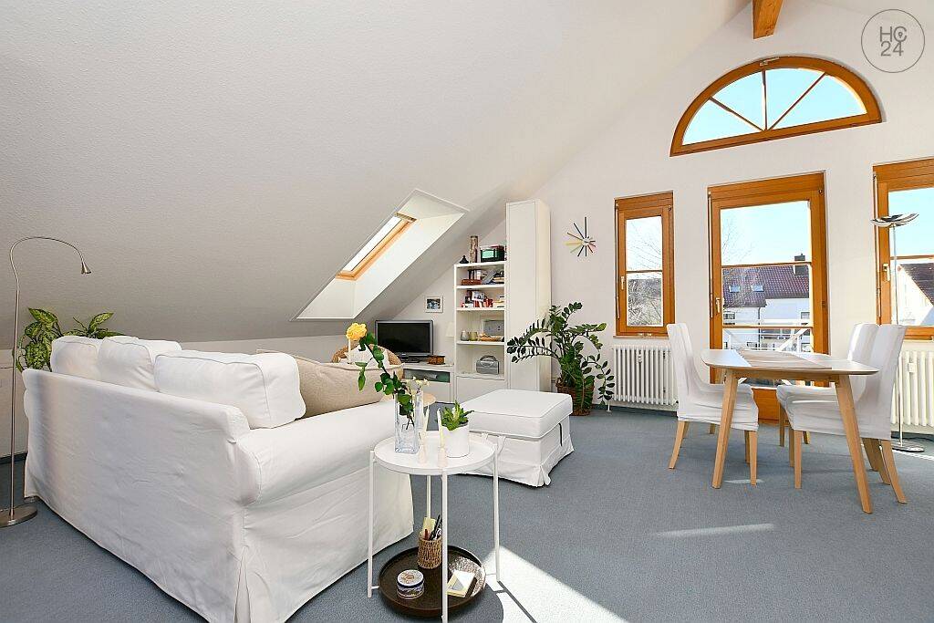 Thumbnail-Charmante möblierte DG-Wohnung mit Internet und TG-Stellplatz in Stuttgart Birkach