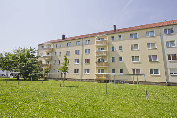 Thumbnail-Nachnutzer gesucht! 2-Raumwohnung mit Balkon ganz unten!