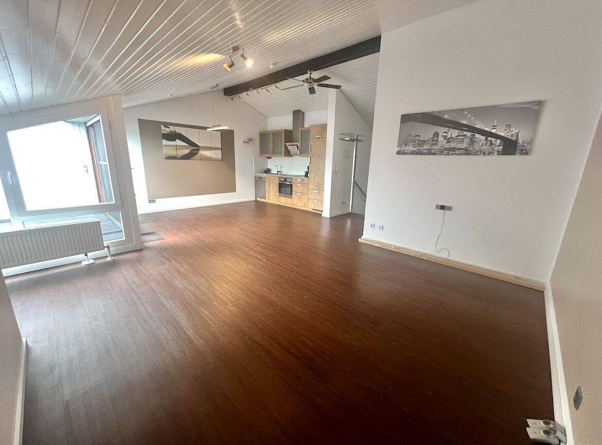 Thumbnail-Sanierte 2 Zimmerwohnung inkl Tiefgaragenstellplatz