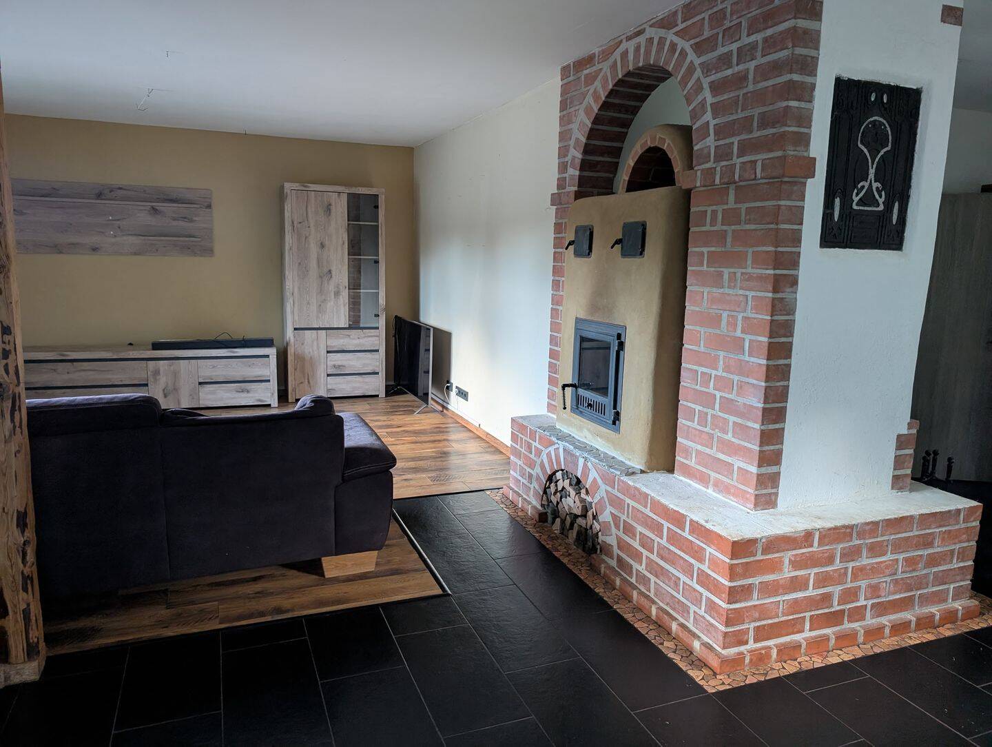 Thumbnail-Ländliches Anwesen mit Scheune und großem Grundstück (Pferdehaltung o.Ä. möglich)